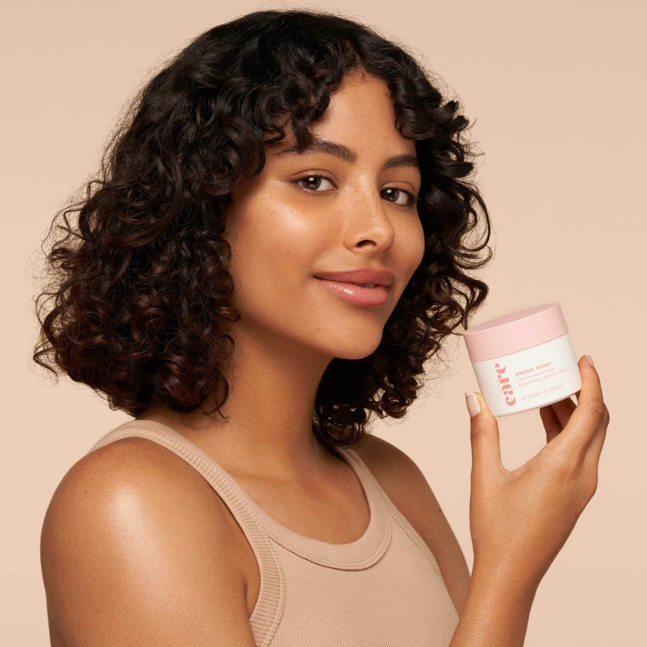 Dream Young - Smoothing Radiance Day and Night Cream