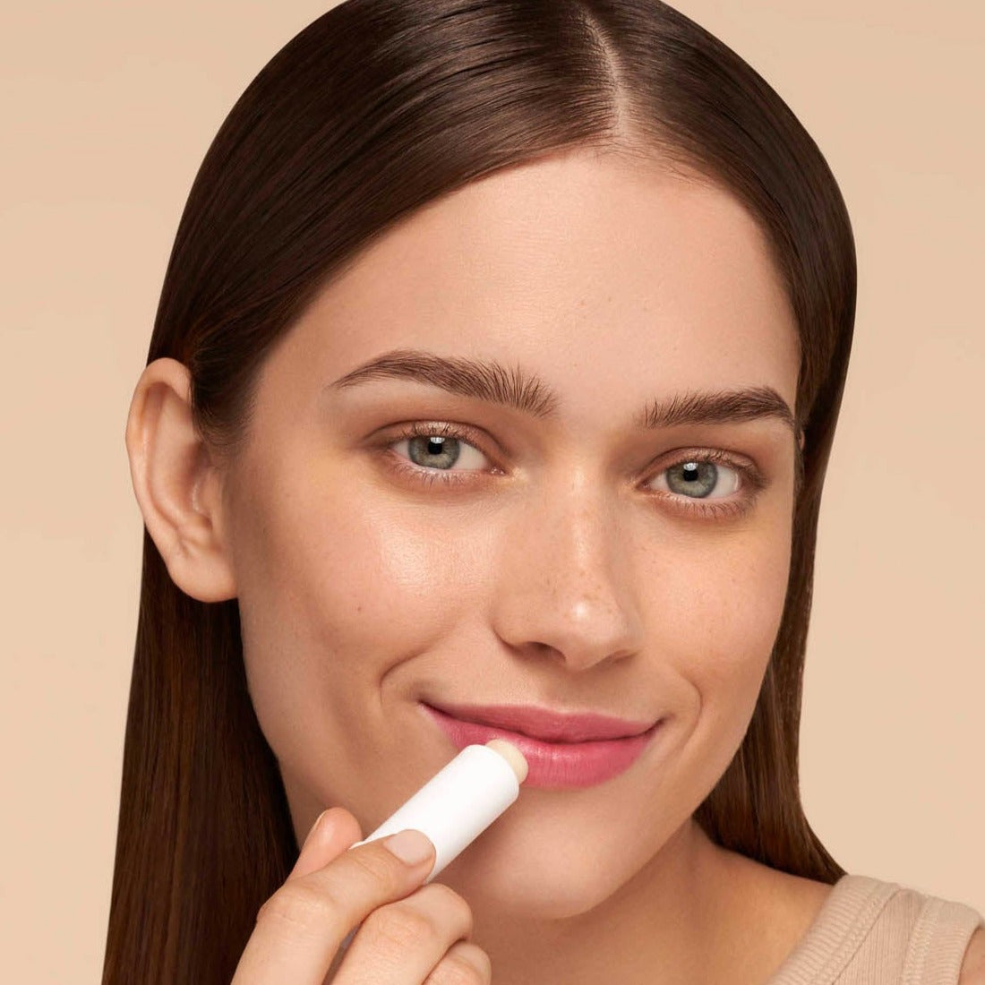 PINK ME NOW - Balsamo esfoliante per labbra rugiadose