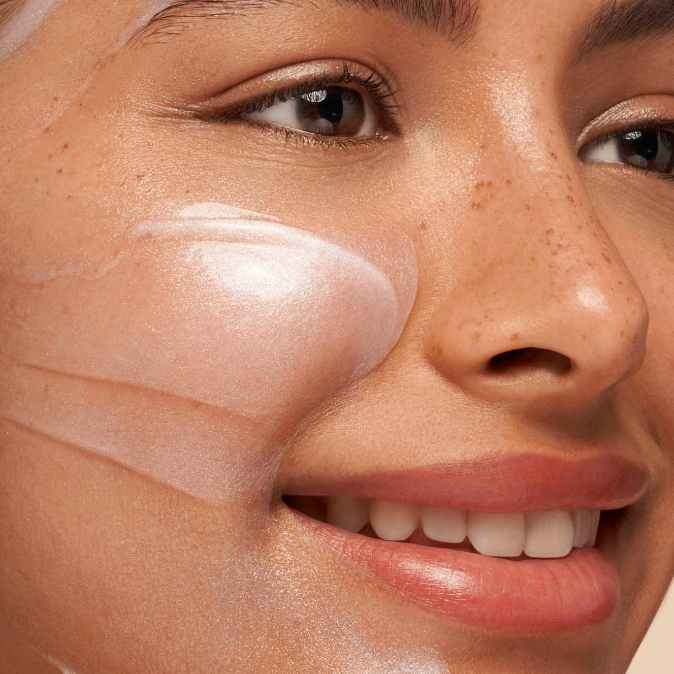 SHINING STAR - Flash Radiance Mask